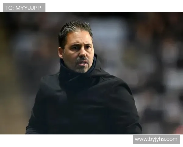 沙尔克04新秀哈洛恩或成主力,青睐主教练看中他的潜力