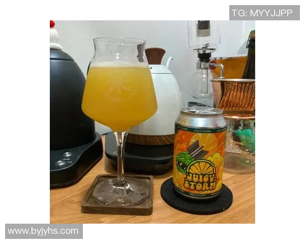 飘逸杯：热带果汁与清凉沙冰的完美融合